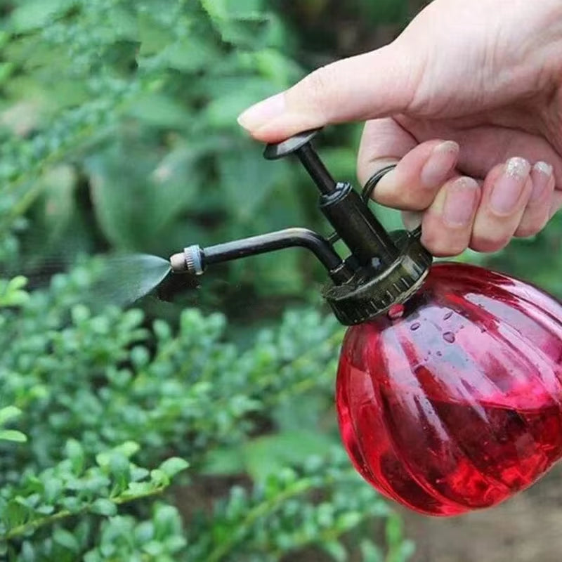 1 PC Glass Watering Can Pot Vintage Plant Mister Pressure Sprayer Retro Pumpkin Spray Bottle Imitation Bronze Sprinkler