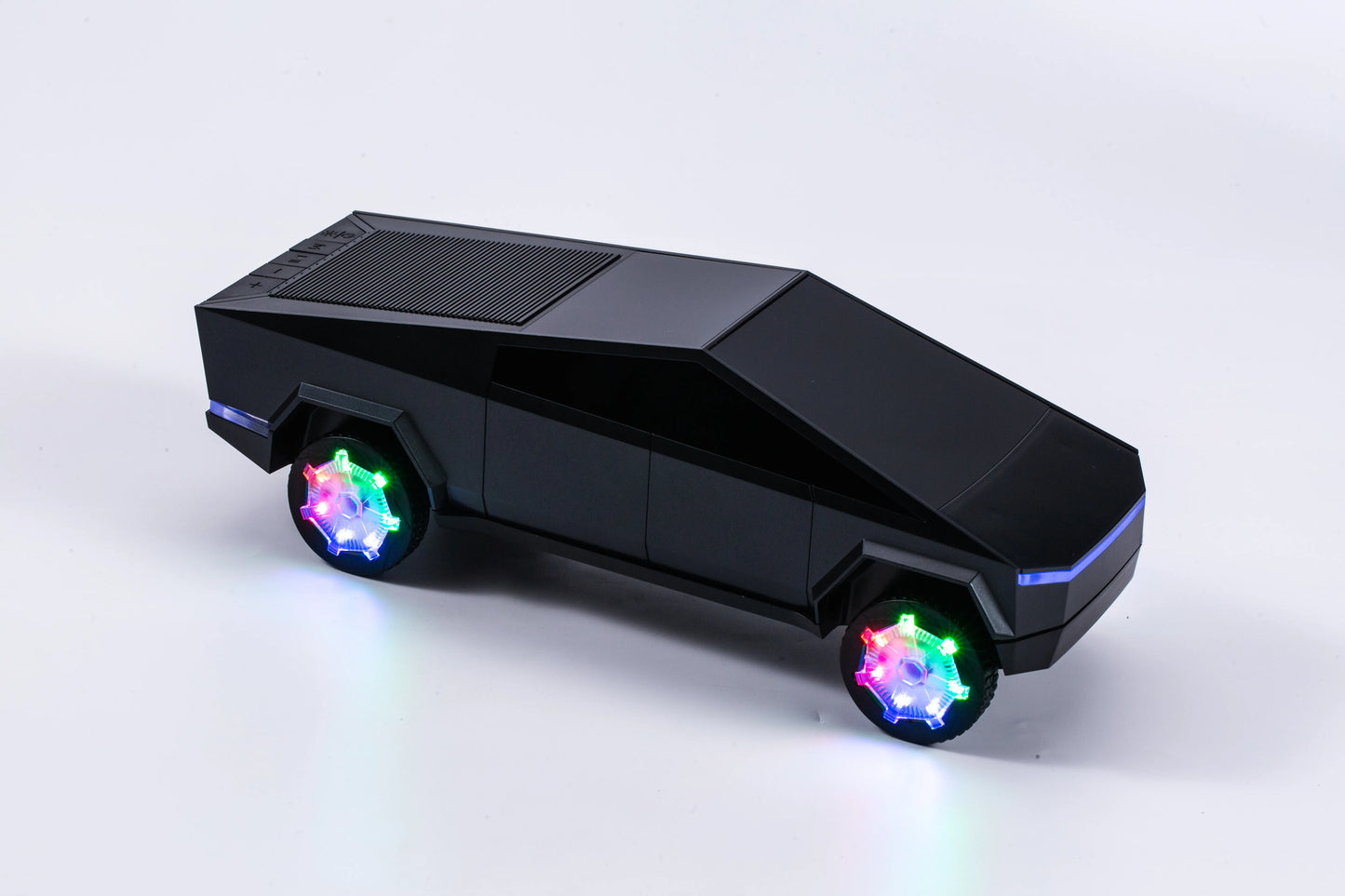 AN-A7 Tesla Cyber Pickup Car Shaped Bluetooth Speaker with TF USB FM AUX RGB Light Wireless Charging